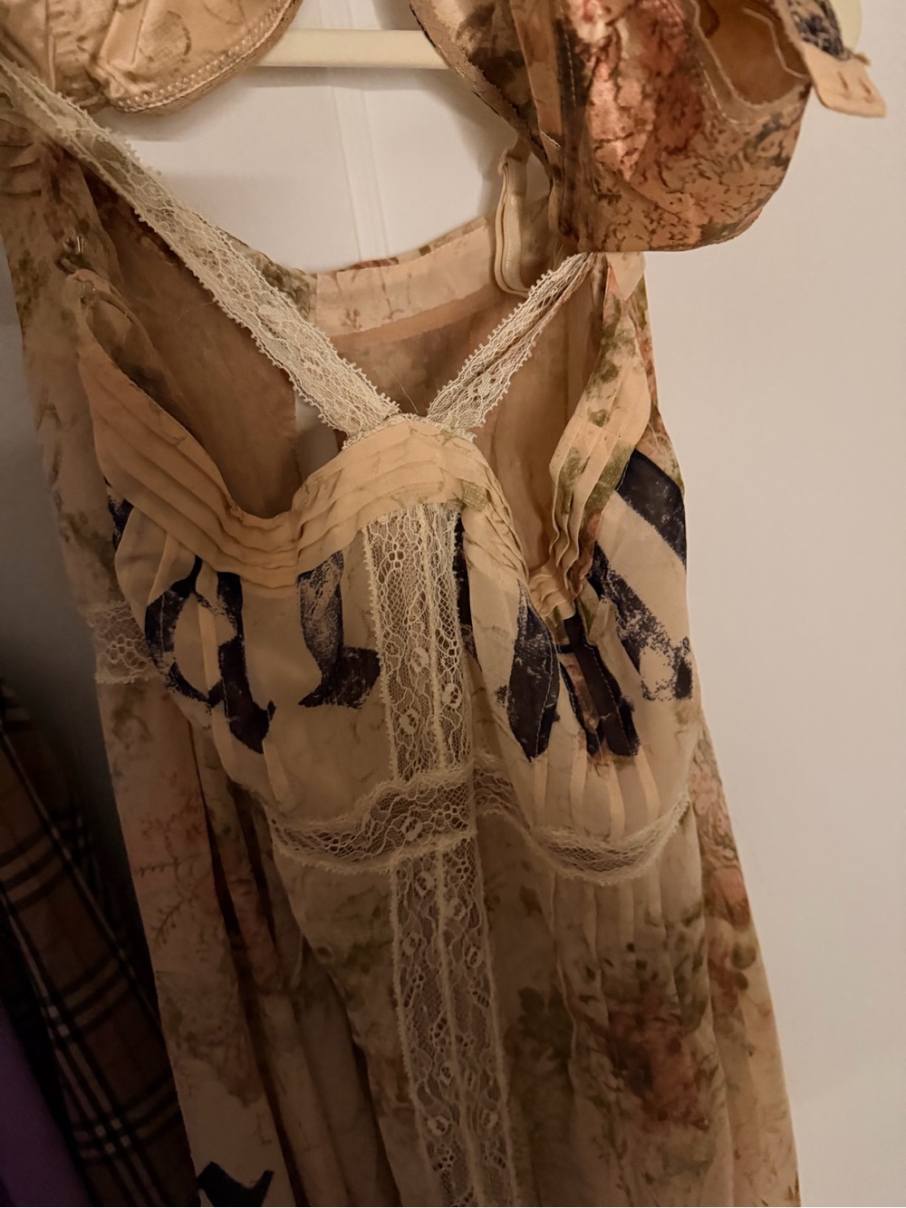 Vintage Galliano Beige Floral Lace Trim Chemise - Picture 5 of 9